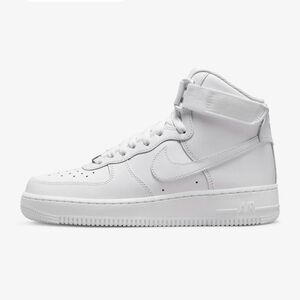 Youth 5 Womens 7 White Nike Air Force 1